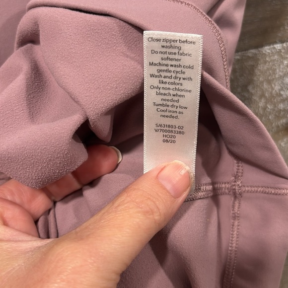 Athleta Rainier mauve half zip pullover top size L - Picture 12 of 14